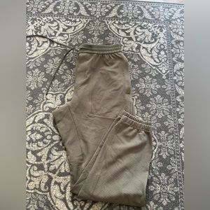 Lululemon jogger 30” inseam (new w/o tags)